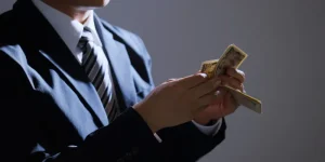投資詐欺に遭ったら弁護士に相談｜相談するメリットや弁護士費用を解説